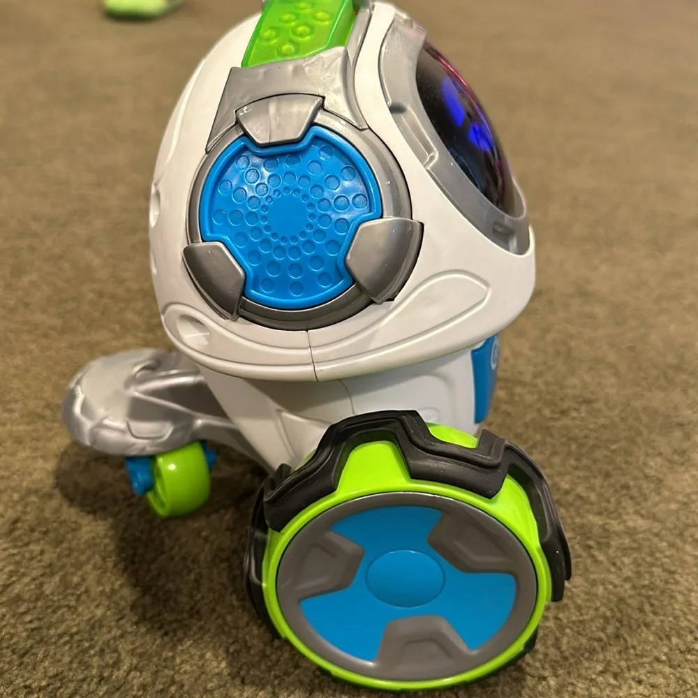 Fisher-Price Think & Learn Teach 'n Tag Movi